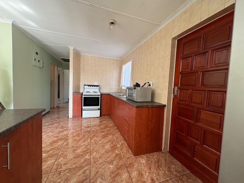 To Let 3 Bedroom Property for Rent in Woodlands Western Cape